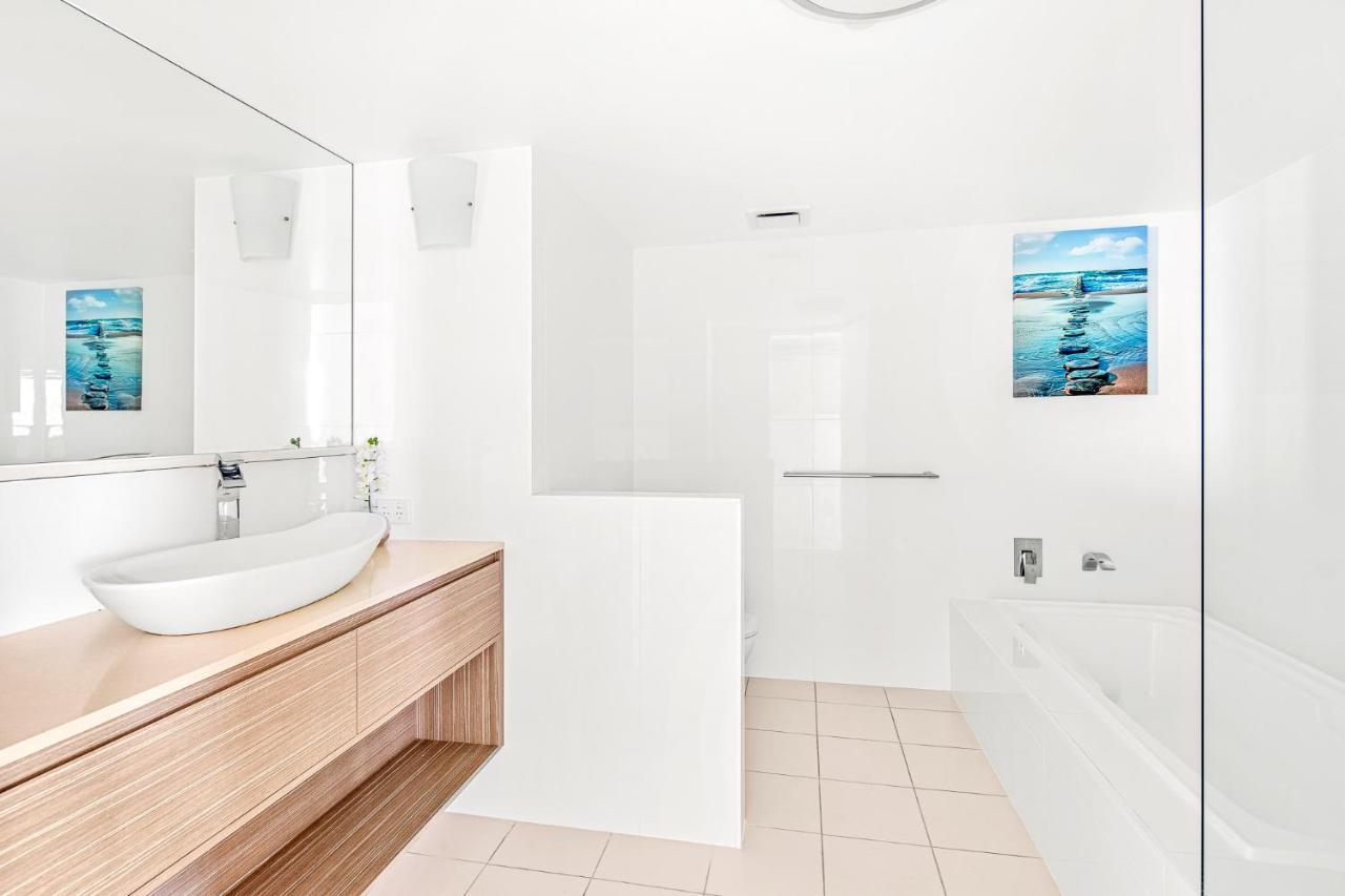 Crown Towers Resort - Private 3 Bedroom Apartment Gold Coast Bagian luar foto