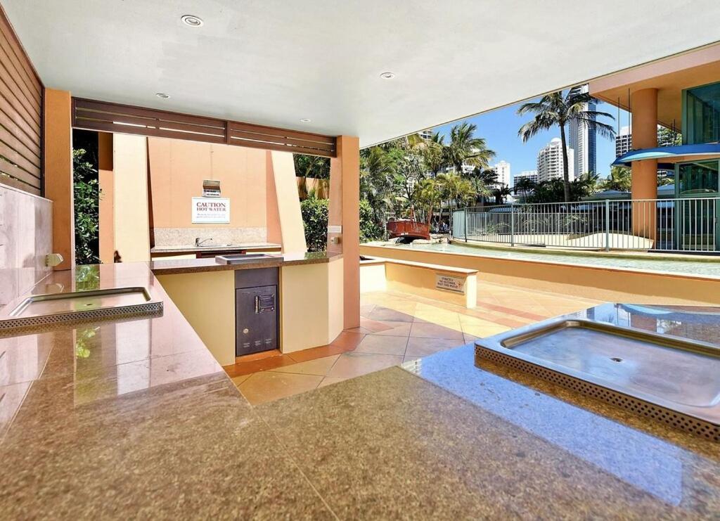 Crown Towers Resort - Private 3 Bedroom Apartment Gold Coast Bagian luar foto